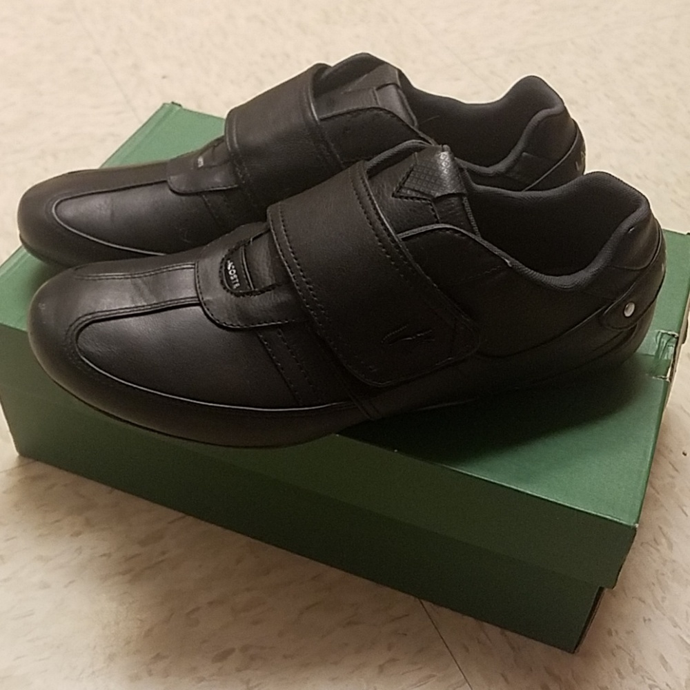 Lacoste Premium Leather Sneakers with velcro